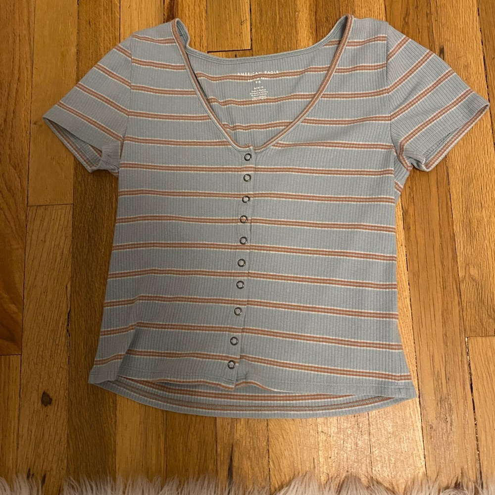 Hollister crop top.